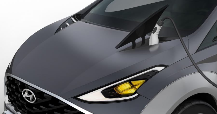 Детали экстерьера Hyundai SAGA EV 2018 года  (фото 4 из 7)